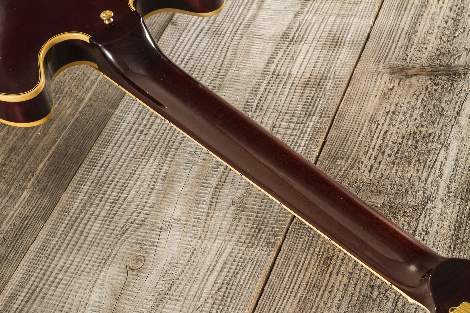 Gibson Custom Shop Bb King Es355 1974 Rumble In The Jungle 2h Trem Eb #bbes33523 - Murphy Lab Light Aged Walnut - Guitare Électrique 1/2 Caisse - Vari