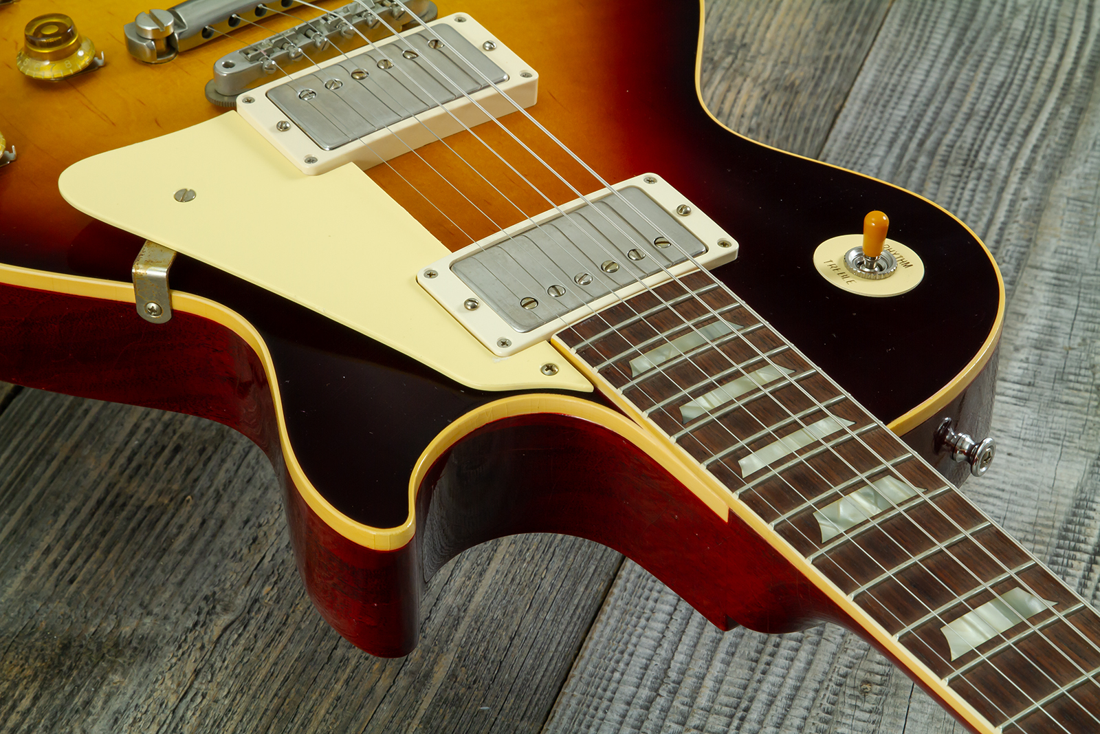 Gibson Custom Shop Les Paul Standard 1958 Reissue 2h Th Rw #831395 - Murphy Lab Ultra Light Aged Bourbon Burst - Guitare Électrique Single Cut - Varia