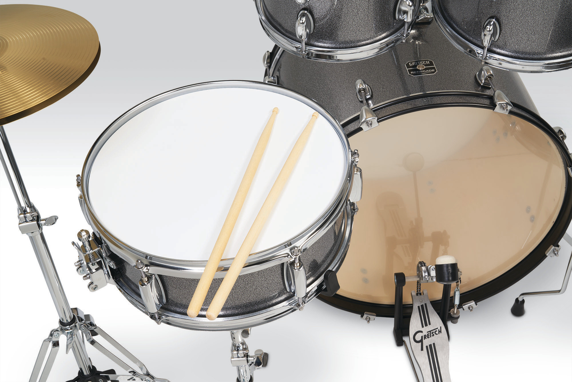 Gretsch Renegade 22'' - 5 FÛts - Grey Sparkle - Batterie Acoustique Rock - Variation 3