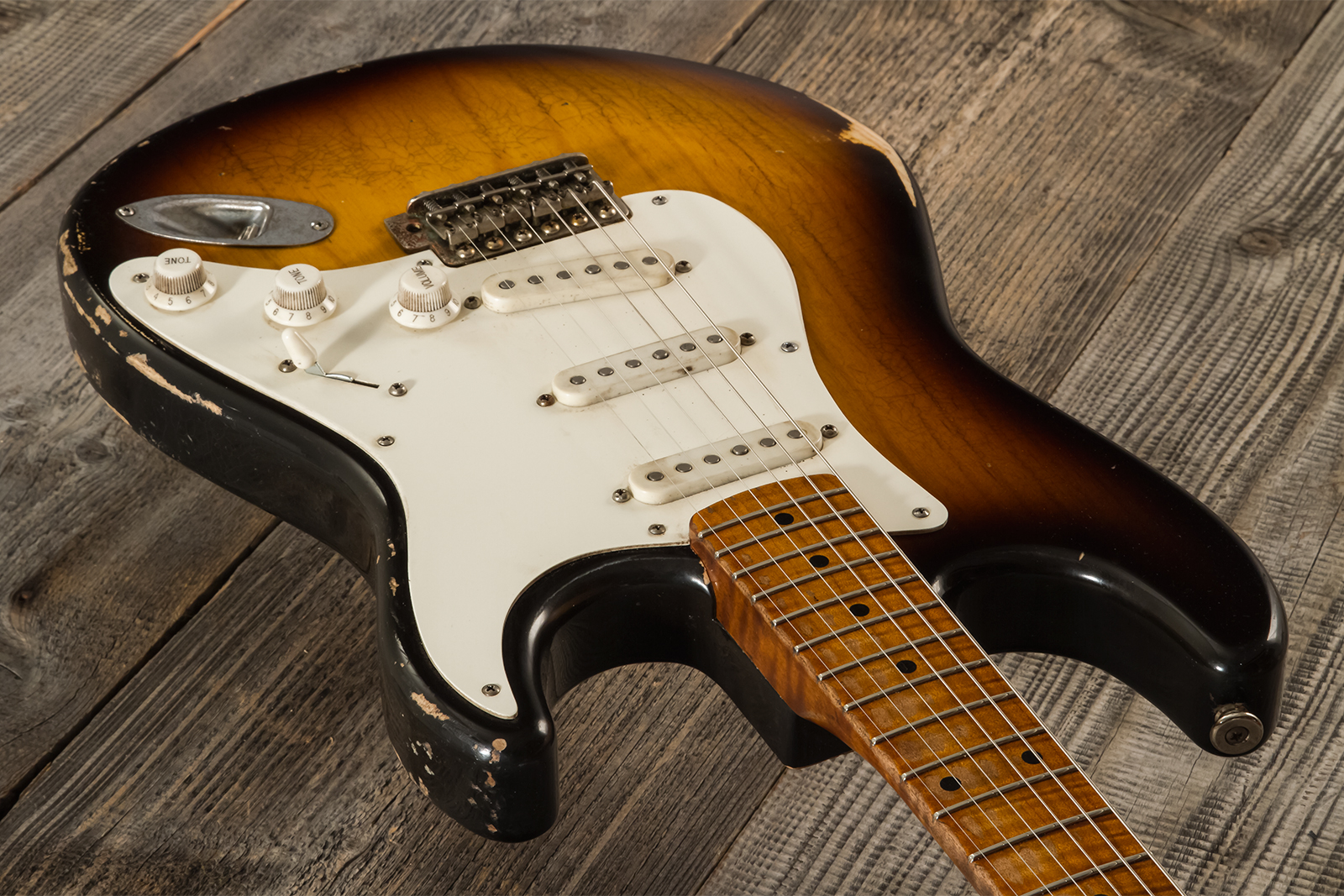 Haar Guitars Trad S 3s Lindy Fralin Trem Mn #42272 - Aged 2-tone Tobacco - Guitare Électrique Forme Str - Variation 2