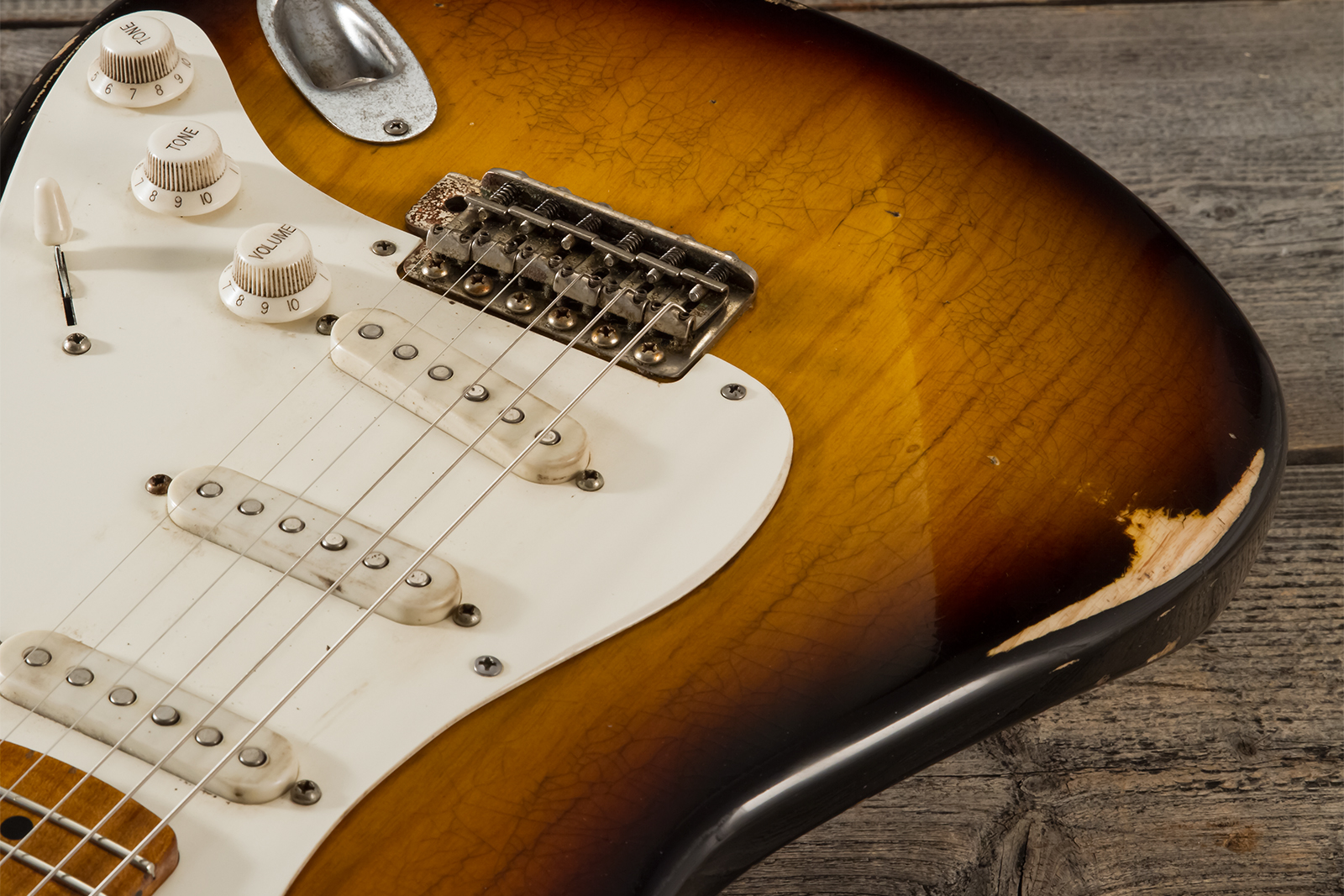 Haar Guitars Trad S 3s Lindy Fralin Trem Mn #42272 - Aged 2-tone Tobacco - Guitare Électrique Forme Str - Variation 3