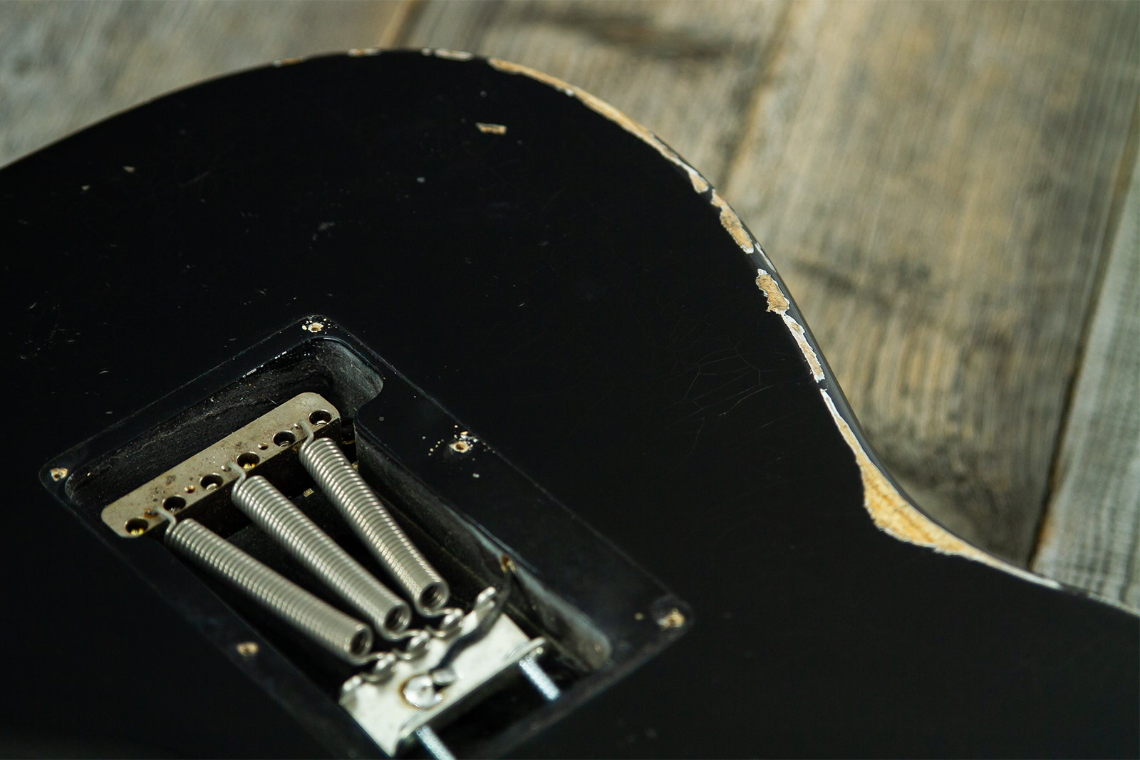 Haar Guitars Trad S Hss Amber Trem Rw #43517 - Aged Black - Guitare Électrique Forme Str - Variation 9