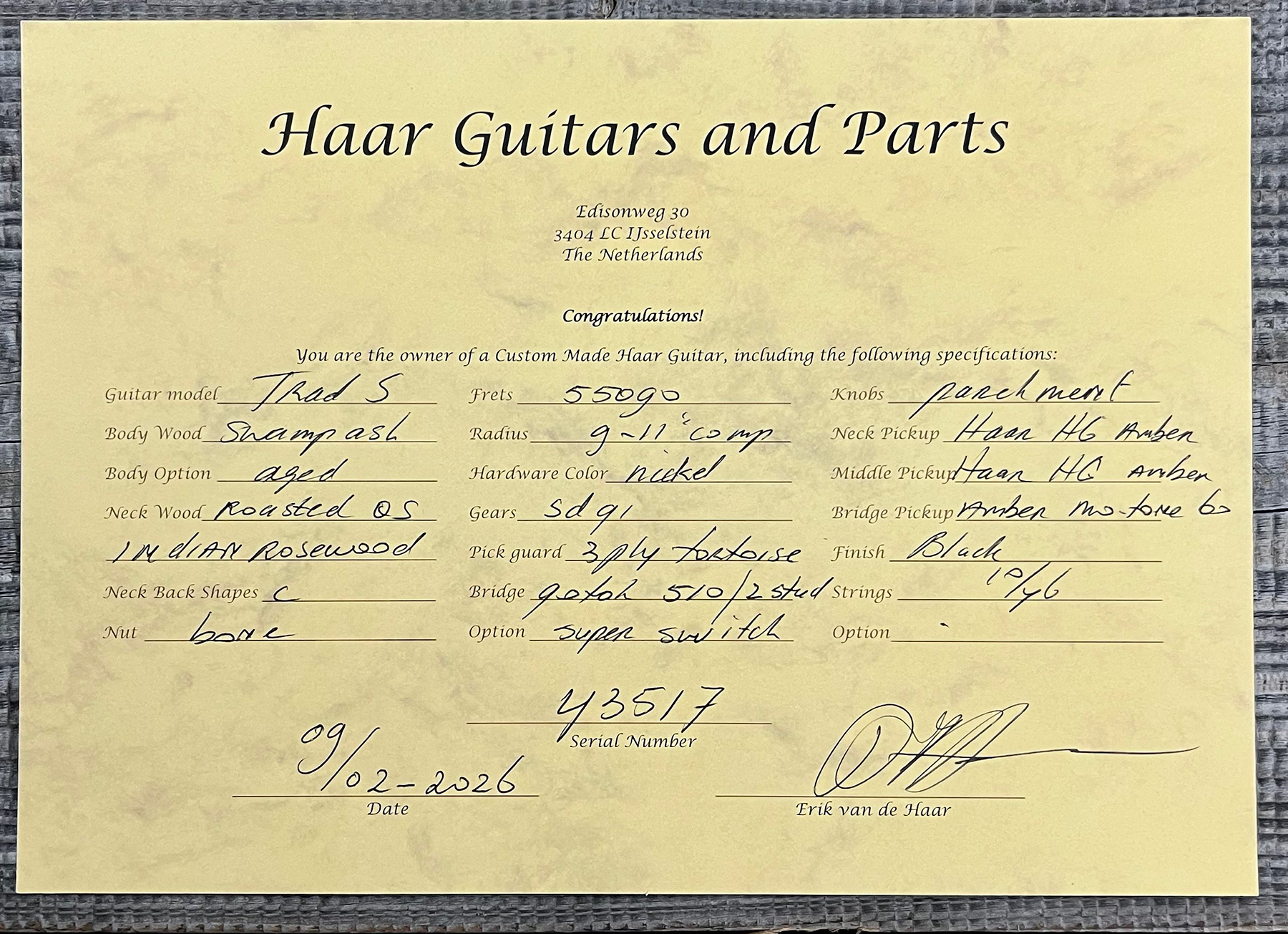 Haar Guitars Trad S Hss Amber Trem Rw #43517 - Aged Black - Guitare Électrique Forme Str - Variation 12