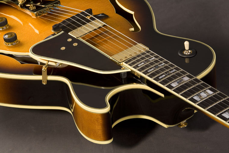 Ibanez George Benson Gb10 Bs Prestige Japon Signature Hh Ht Eb - Brown Sunburst - Guitare Électrique 3/4 Caisse & Jazz - Variation 2