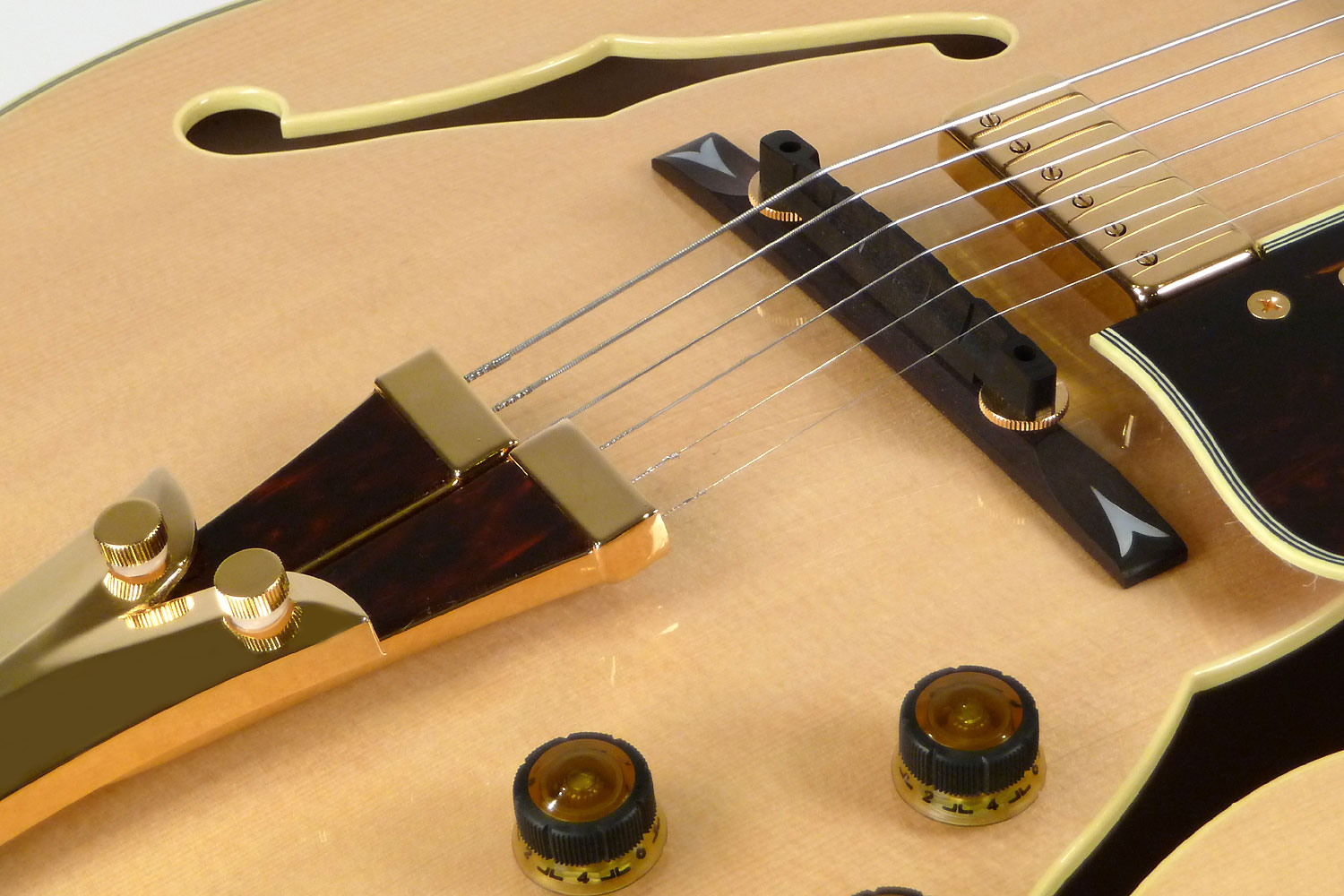 Ibanez George Benson Gb10 Nt Prestige Jap Signature 2mh Ht Eb - Natural - Guitare Électrique 3/4 Caisse & Jazz - Variation 3