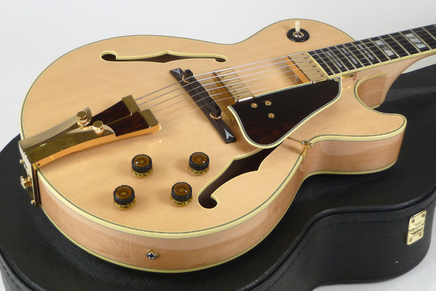 Ibanez George Benson Gb10 Nt Prestige Japon Hh Ht Eb - Natural - Guitare Électrique 3/4 Caisse & Jazz - Variation 6