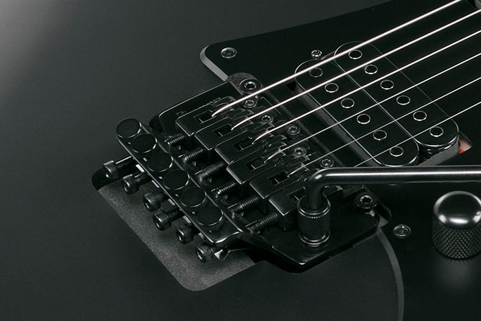 Ibanez Grgr330ex Bkf Gio 2h Fr Pur - Black Flat - Guitare Électrique Forme Str - Variation 3