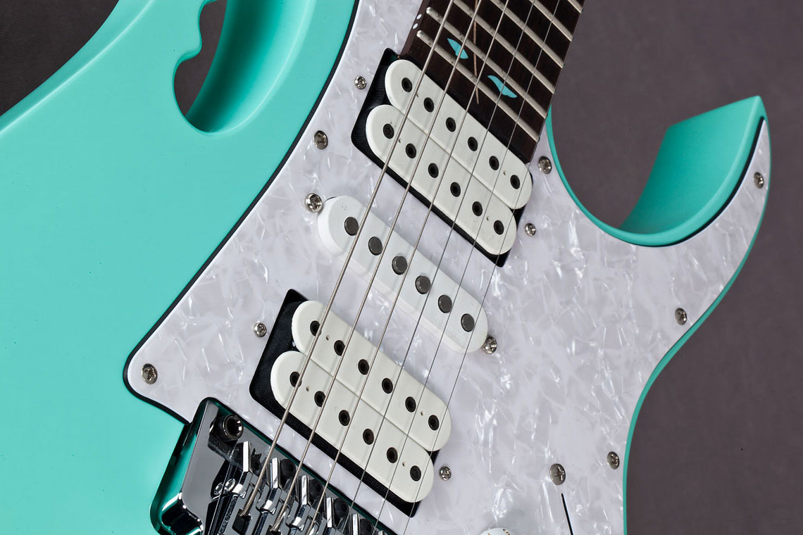 Ibanez Steve Vai Jem70v Sfg Premium Hsh Dimarzio Fr - Sea Foam Green - Guitare Électrique Forme Str - Variation 2