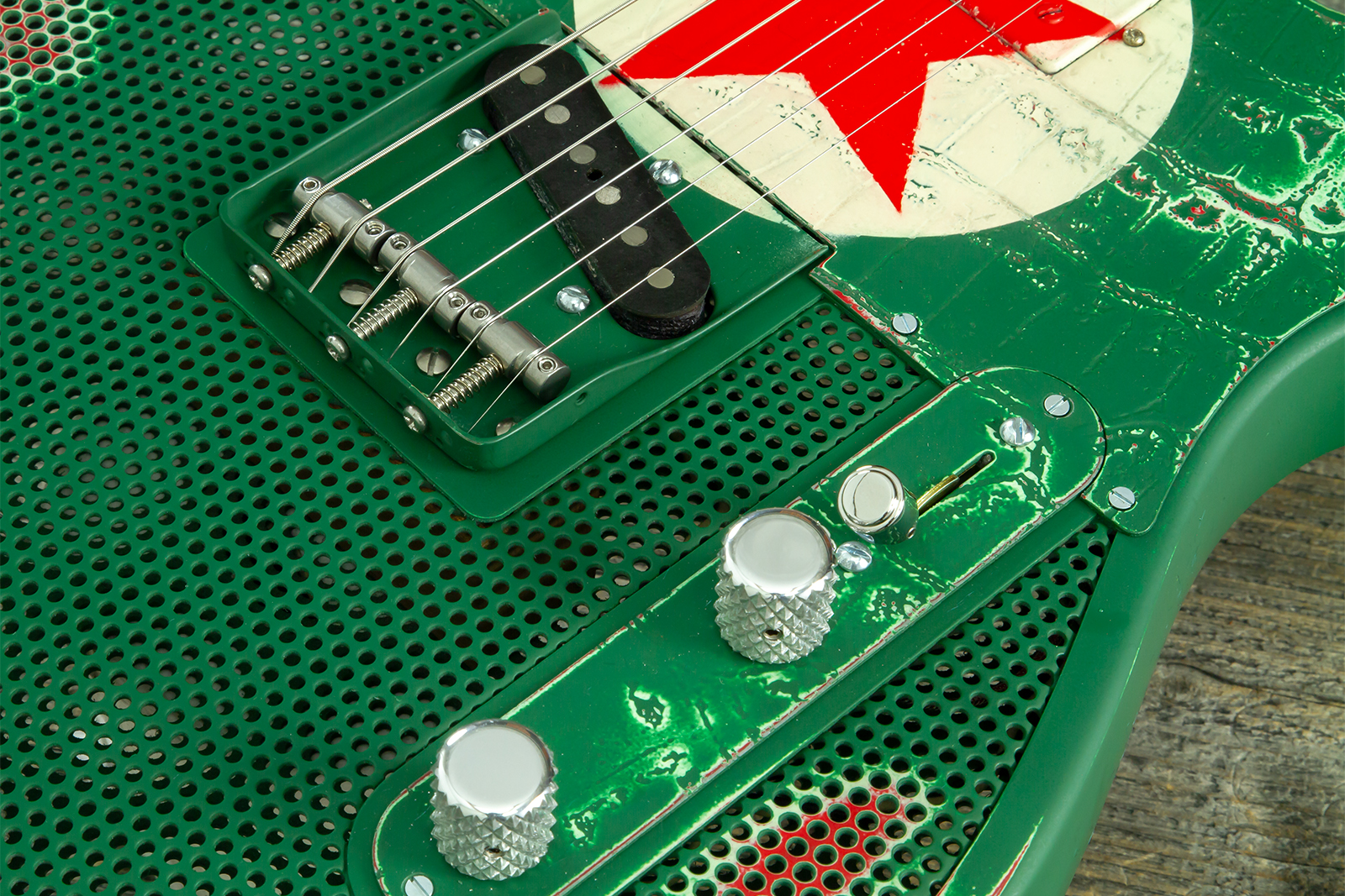 James Trussart Steelcaster Sh Ht Rw #26052 - Red Star Holey Gator Pickguard - Guitare Électrique 1/2 Caisse - Variation 7