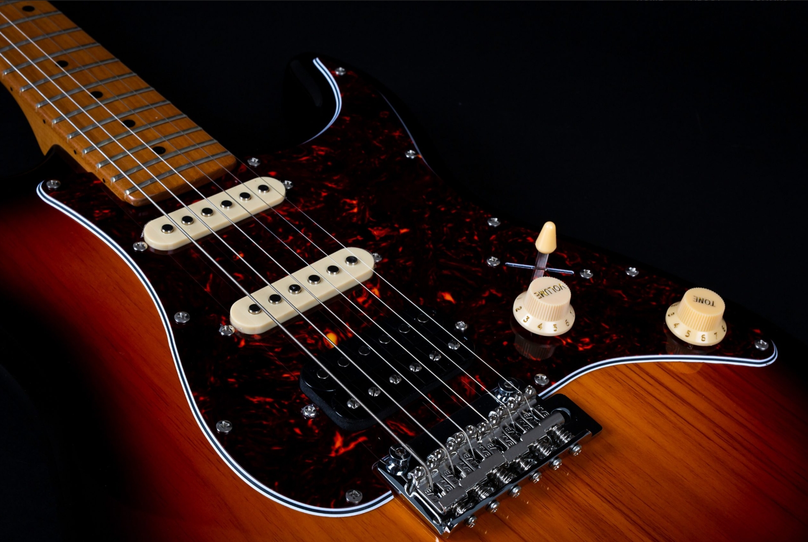 Jet Guitars Js400 Sb Hss Trem Mn - Sunburst - Guitare Électrique Forme Str - Variation 3