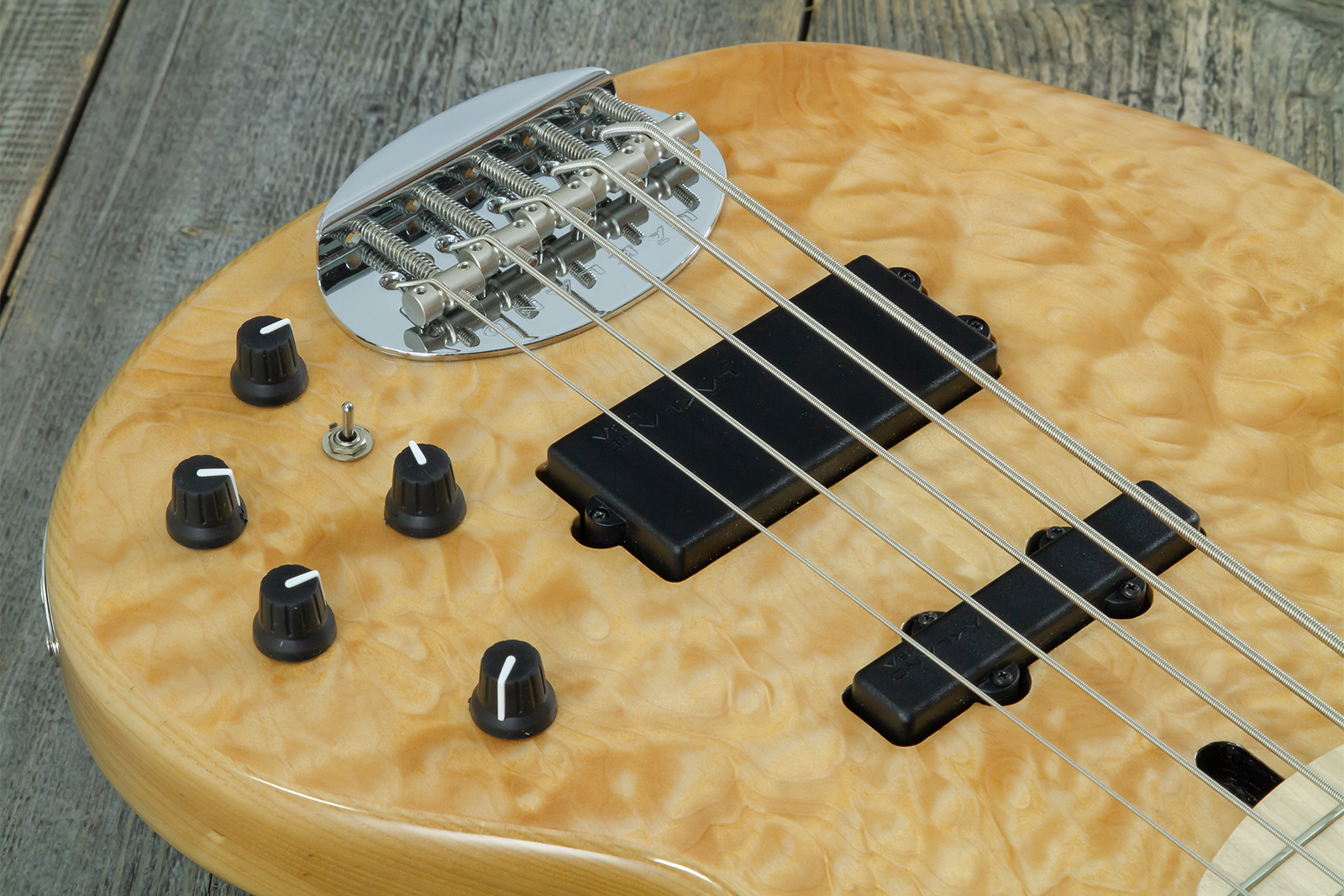 Lakland 55-02 Deluxe Qmt Skyline 5c Active Mn - Basse Électrique Solid Body - Variation 3