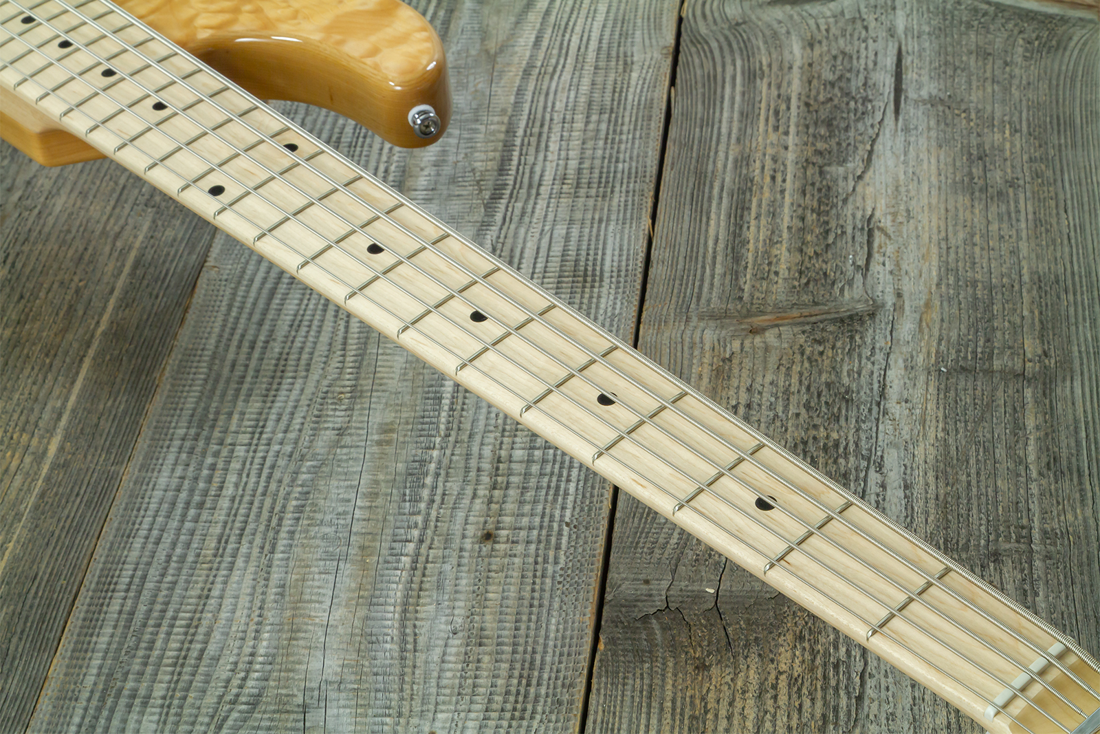 Lakland 55-02 Deluxe Qmt Skyline 5c Active Mn - Basse Électrique Solid Body - Variation 5