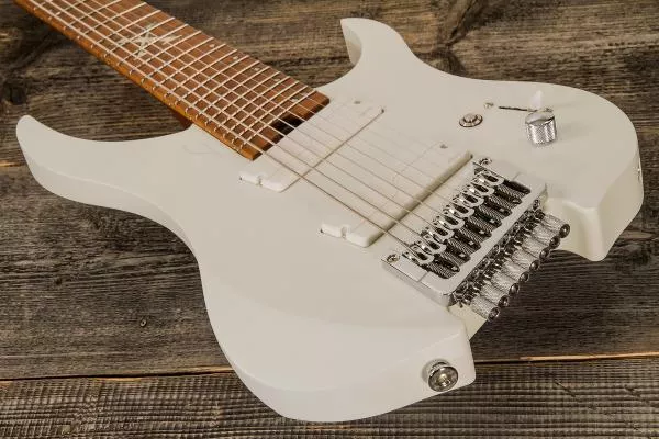 Guitare électrique multi-scale Legator Ghost G8A 10th Anniversary - alpine white