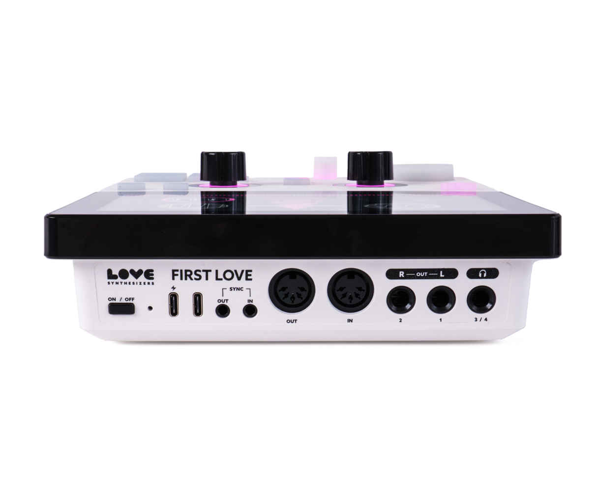 Love Synthesizers First Love White - Sampleur / Groovebox - Variation 3