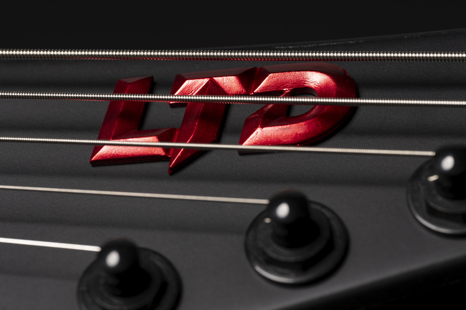 Ltd Exl-7 Black Metal Series 7-cordes Ht 1h Eb - Black Red Burst Satin - Guitare Électrique MÉtal - Variation 3