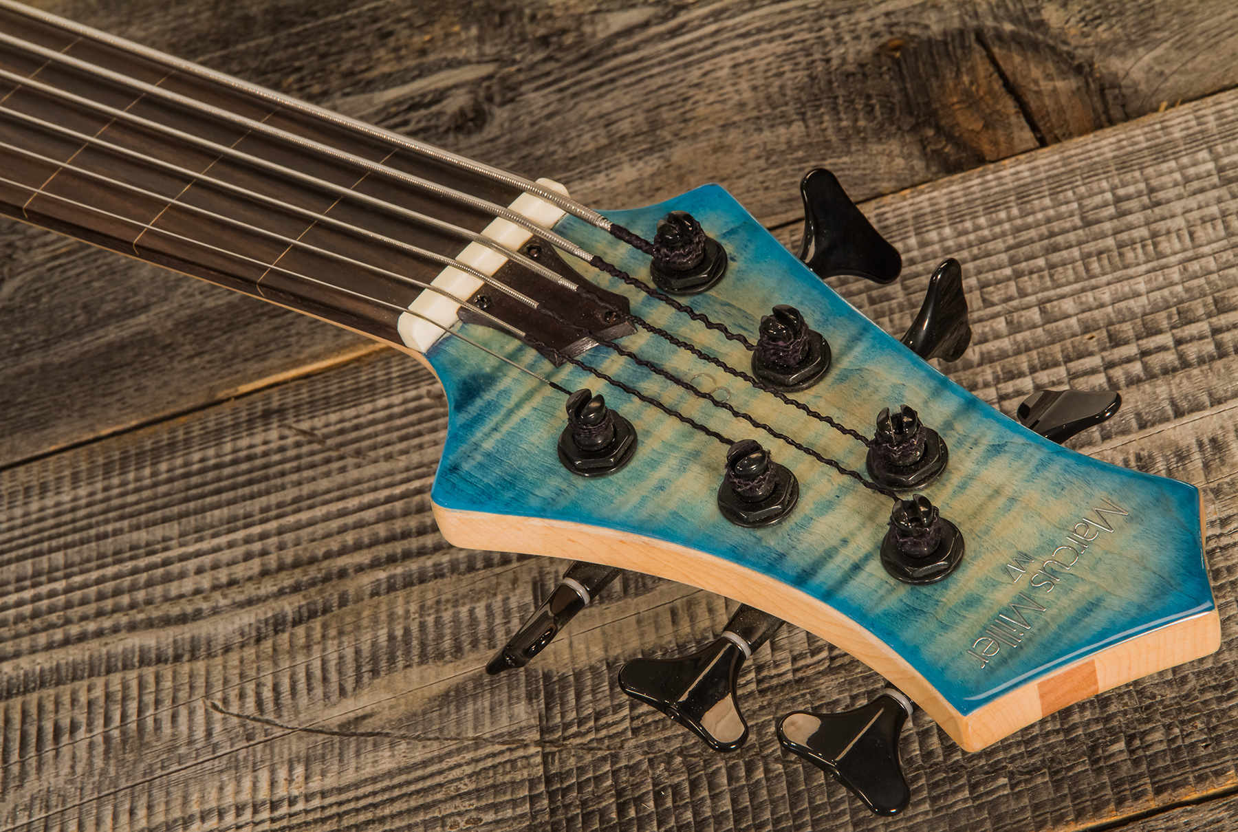 Marcus Miller M7 Swamp Ash 6st Fretless 6c Active Eb - Transparent Blue - Basse Électrique Solid Body - Variation 5