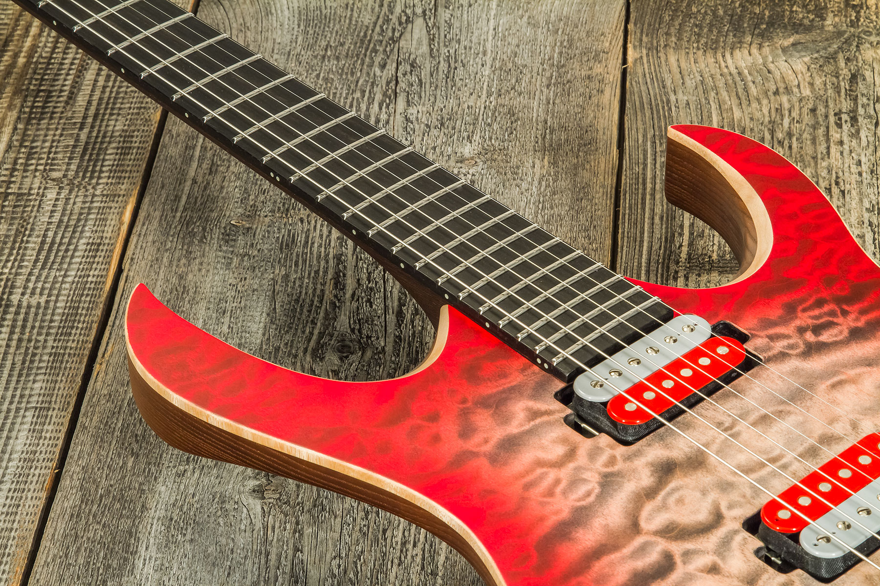 Mayones Guitars John Browne Duvell Qatsi 2.0 6 Signature 2h Bare Knuckle Ht Eb #df2212239 - Ruby Burst - Guitare Électrique Forme Str - Variation 3