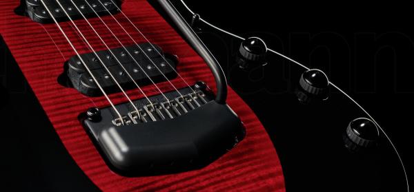 Guitare électrique solid body Music man John Petrucci Majesty 6 - sanguine red
