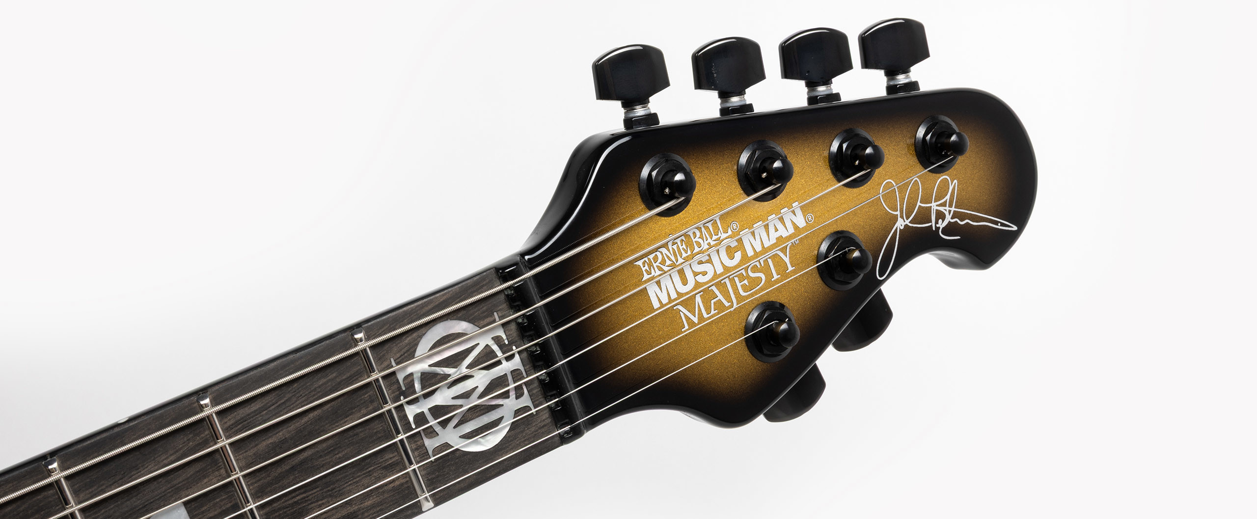 Music Man John Petrucci Majesty 6 Signature 2h Dimarzio Piezo Trem Eb +etui - Gold Eclipse - Guitare Électrique Signature - Variation 6
