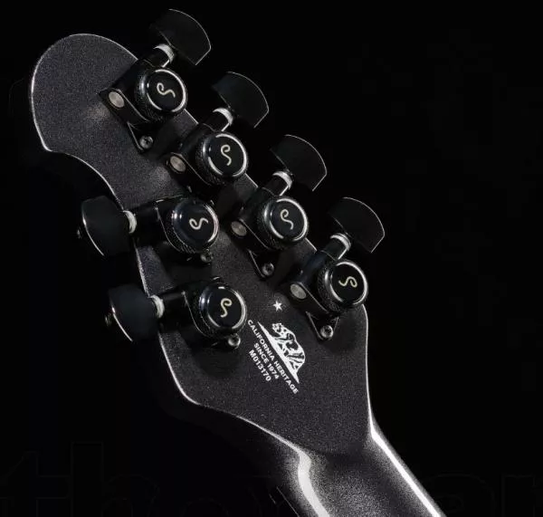 Guitare électrique solid body Music man John Petrucci Majesty 7 - okelani blue