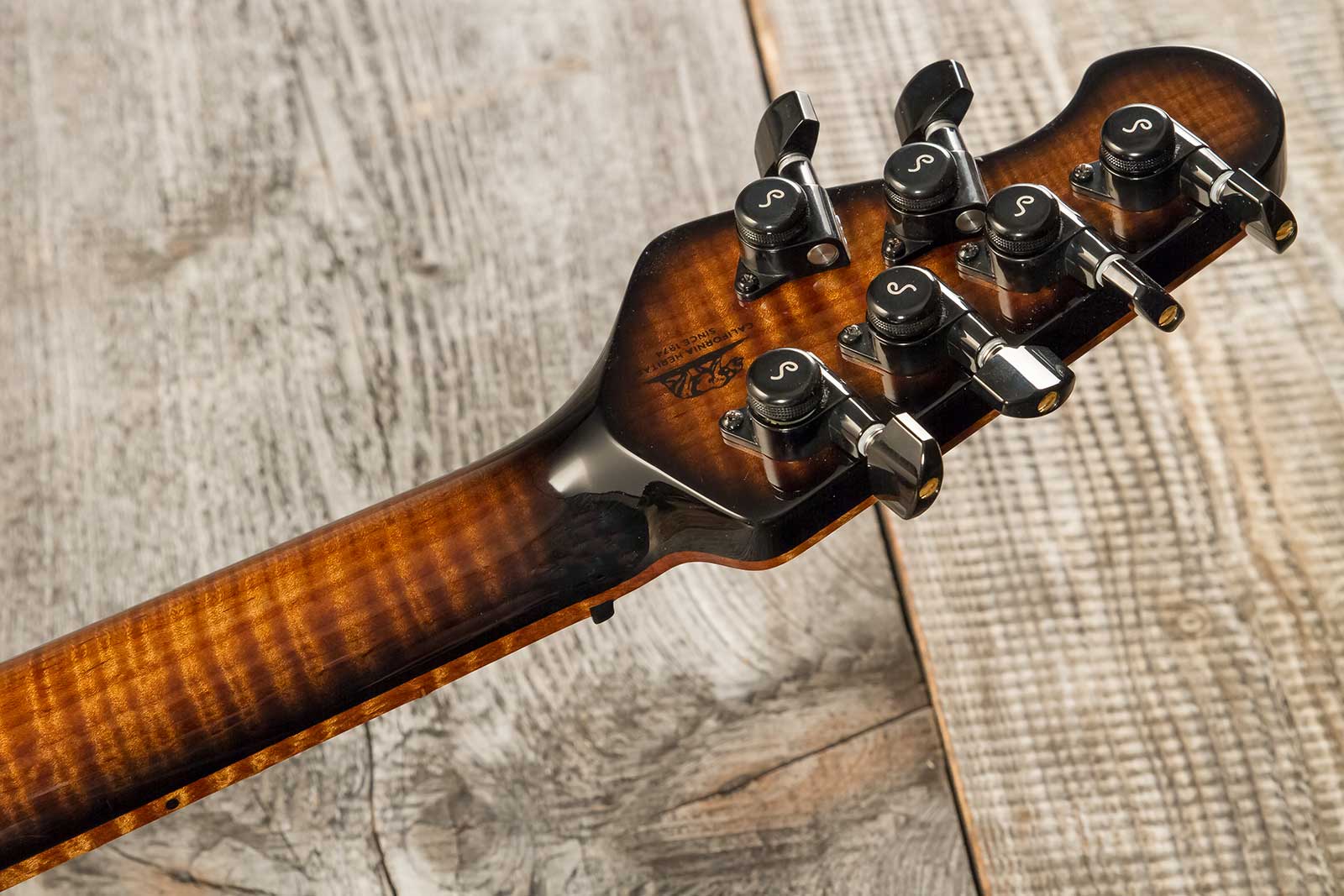 Music Man Sabre Ht Bfr Usa 2h Mn Trem - Duello - Guitare Électrique Forme Str - Variation 13