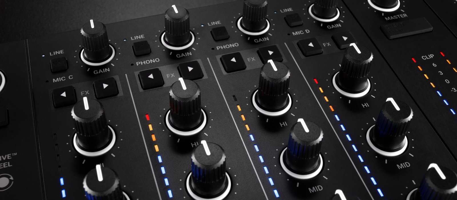 Native Instruments Traktor Kontrol S4 Mk3 - ContrÔleur Dj Usb - Variation 10