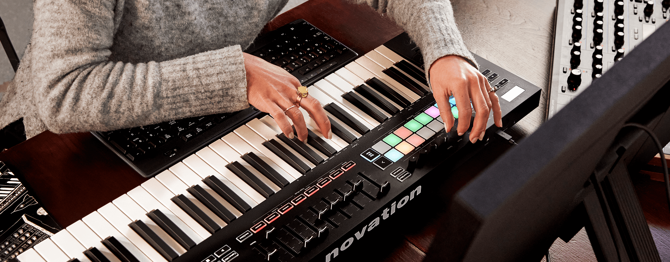 Novation Launchkey 61 Mk3 - Clavier MaÎtre - Variation 4