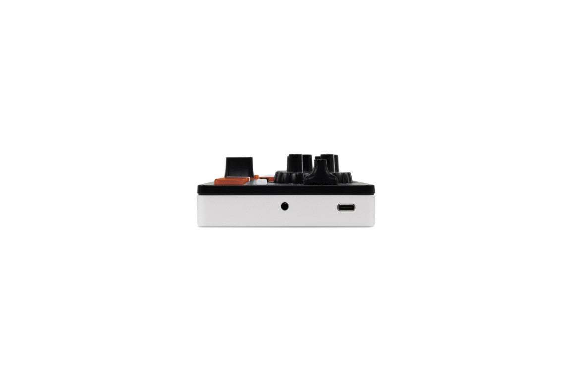 Numark Mix Track Go - ContrÔleur Dj Usb - Variation 10