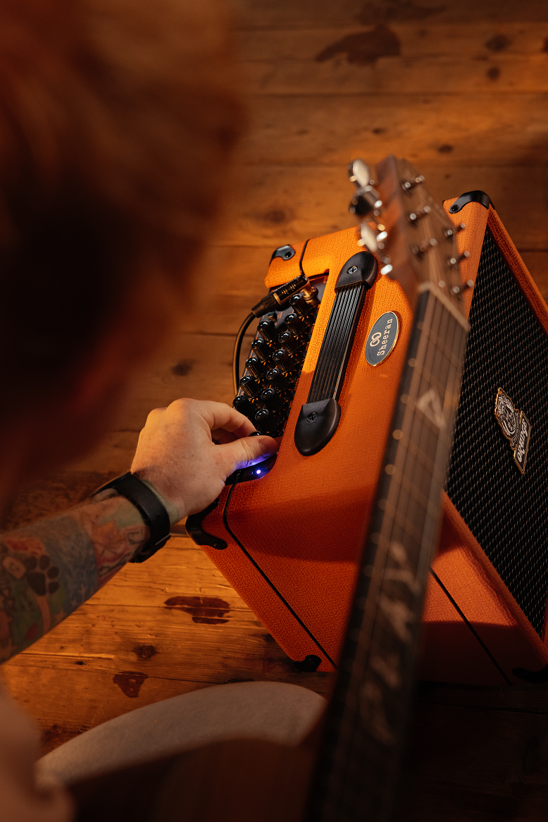 Orange Es60 Outlowd By Ed Sheeran 60w 1x12 - Combo Ampli Acoustique - Variation 7
