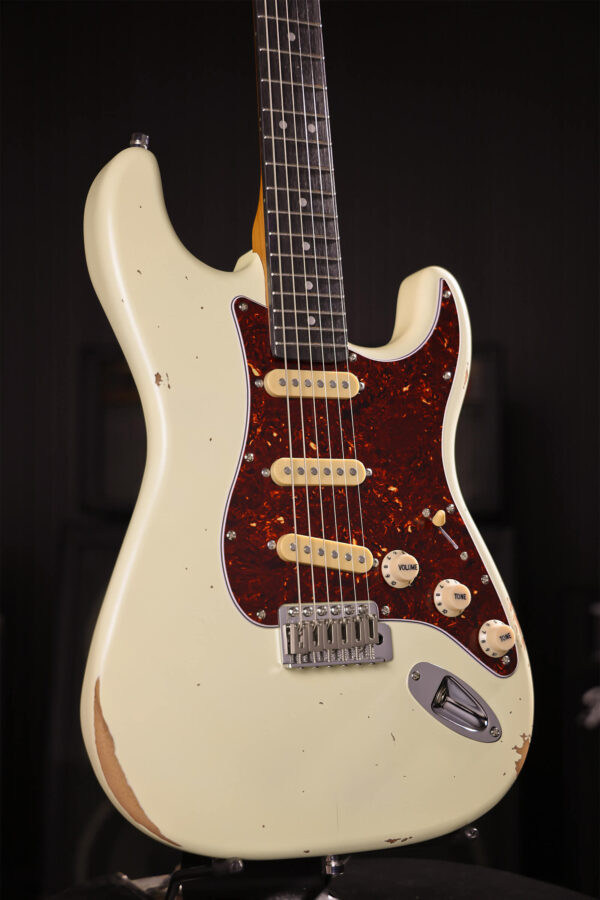 Patina Guitars Ps6 Ow R 3s Trem Rw - Olympic White - Guitare Électrique Forme Str - Variation 2