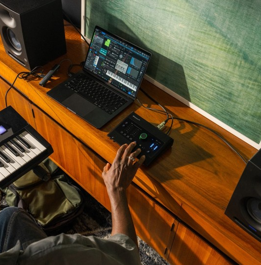 Presonus Quantum Es4 - Carte Son Usb - Variation 6