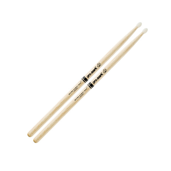 BAGUETTES BATTERIE 7A VIC FIRTH AMERICAN CLASSIC HICKORY - STAR MUSIK ET SON