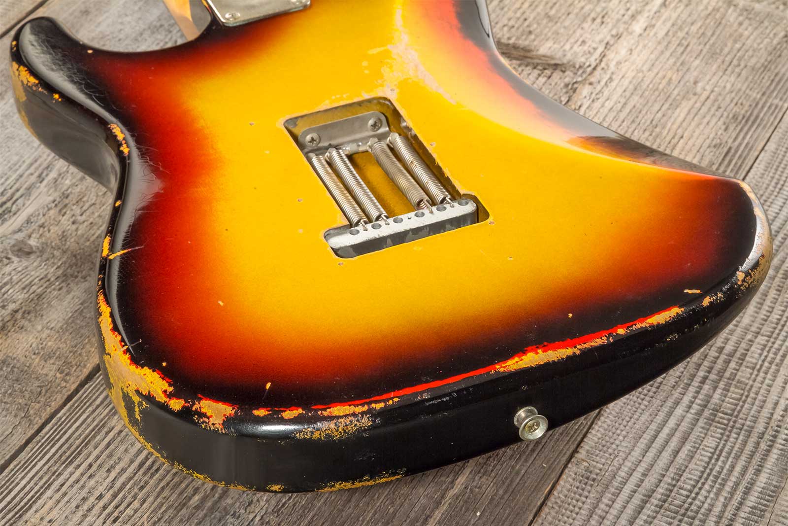 Rebelrelic S-series 1962 3s Trem Rw #231009 - 3-tone Sunburst - Guitare Électrique Forme Str - Variation 6