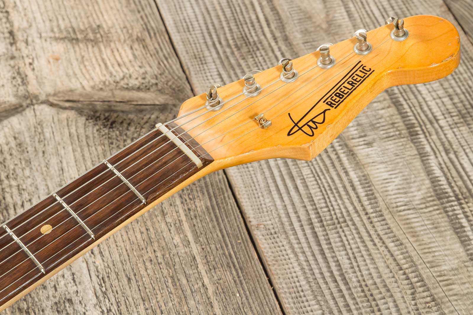 Rebelrelic S-series 1962 3s Trem Rw #231009 - 3-tone Sunburst - Guitare Électrique Forme Str - Variation 8
