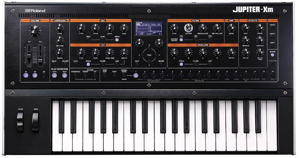 Synthétiseur Roland Jupiter-xm