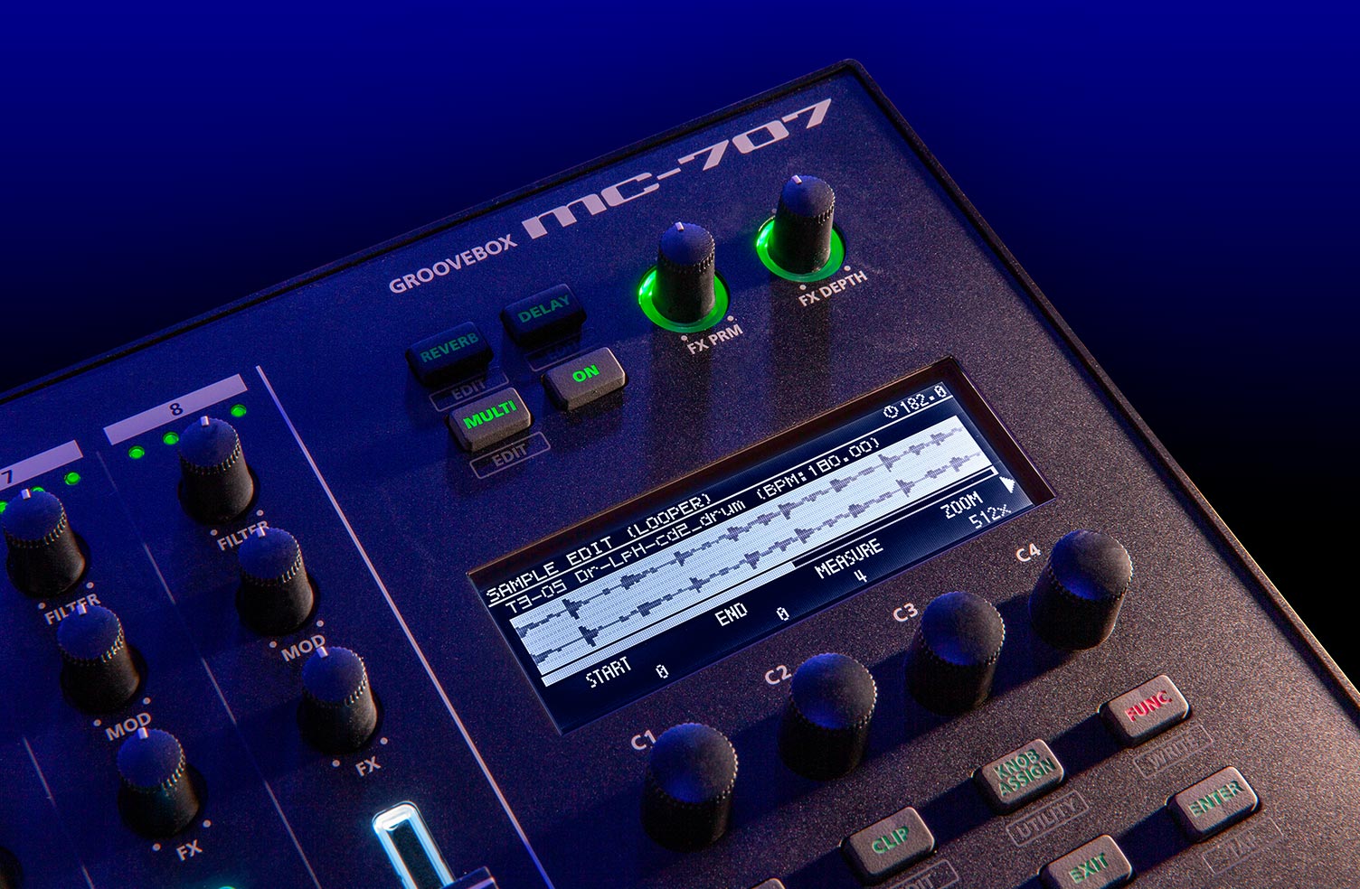 Roland Mc-707 - Sampleur / Groovebox - Variation 8