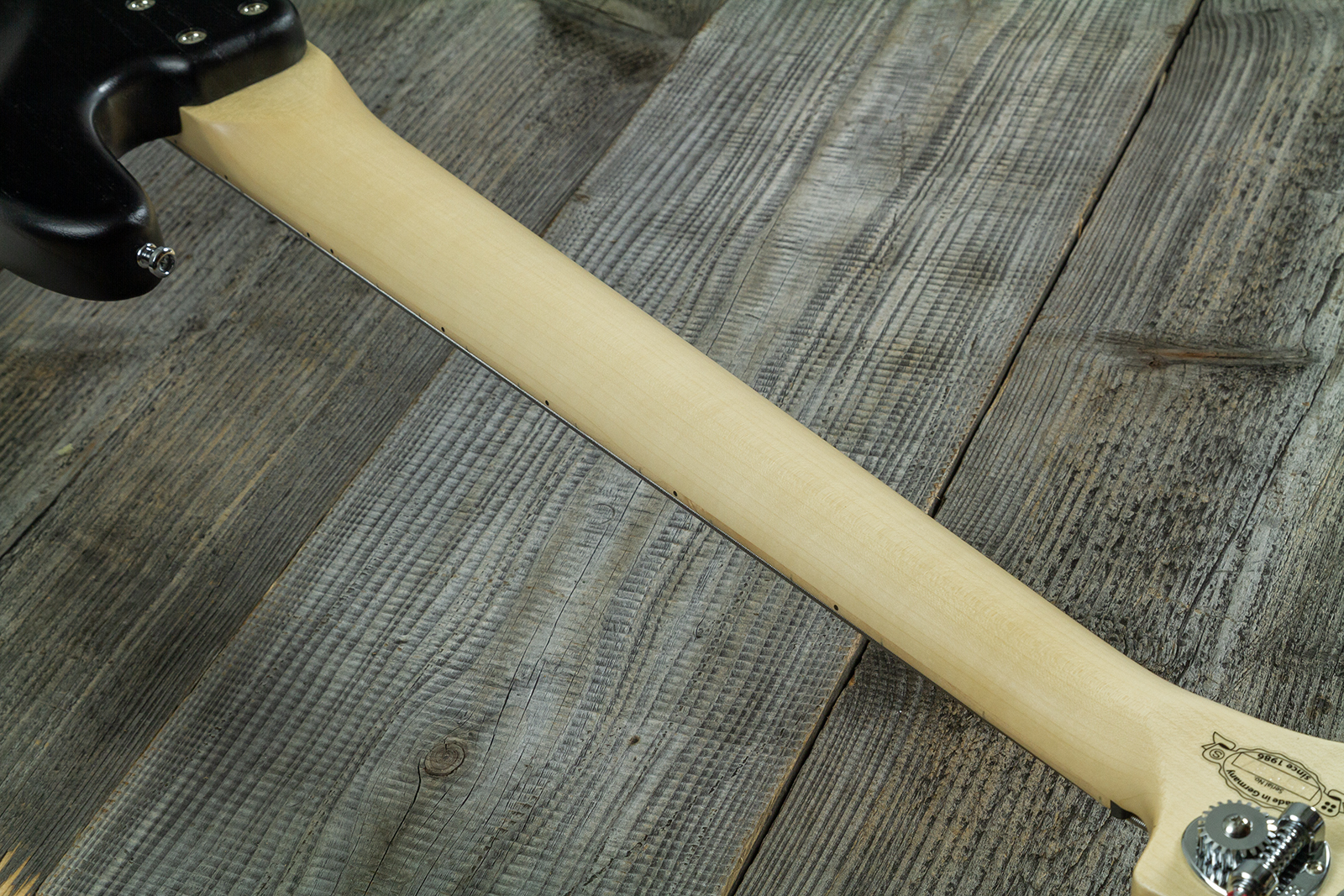 Sandberg California Tm5 Sl Superlight Black Dots Black Pckd 5c All Active Mn - Black Matt - Basse Électrique Solid Body - Variation 10