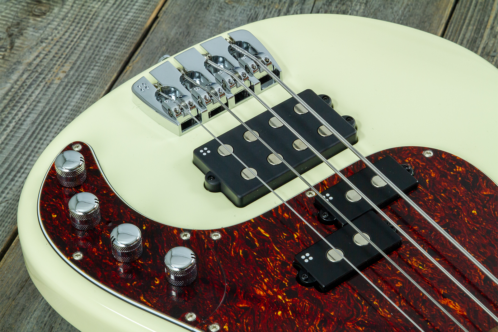 Sandberg California Vm4 Abalone Dots All 4c Active Rw - Highgloss Creme - Basse Électrique Solid Body - Variation 12