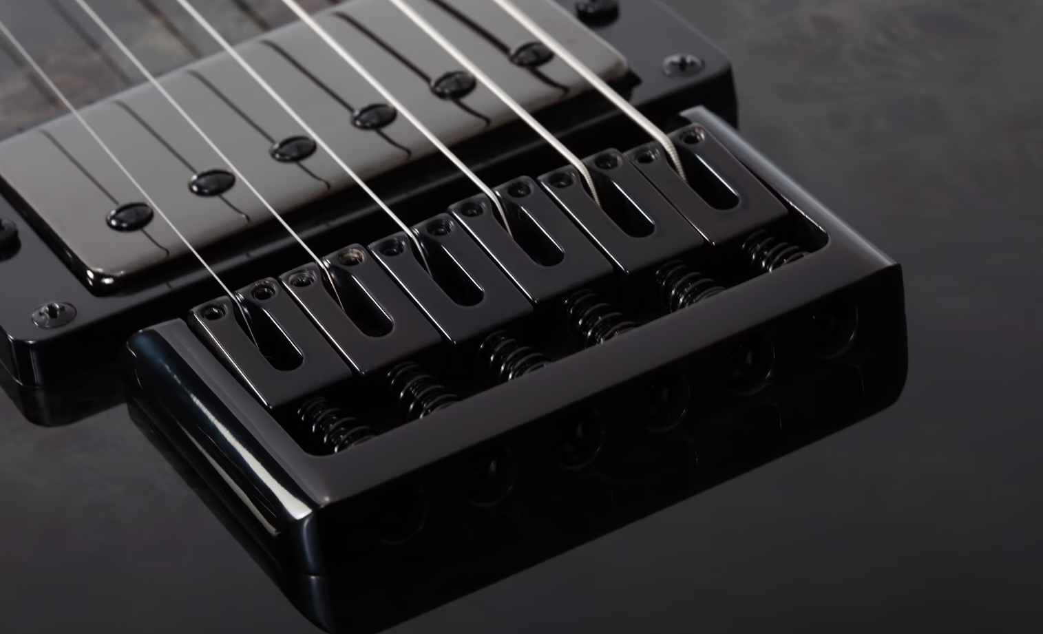 Schecter C-1 Standard Lh Gaucher 2h Ht Rw - Black Fade Burst Burl - Guitare Électrique Forme Str - Variation 2