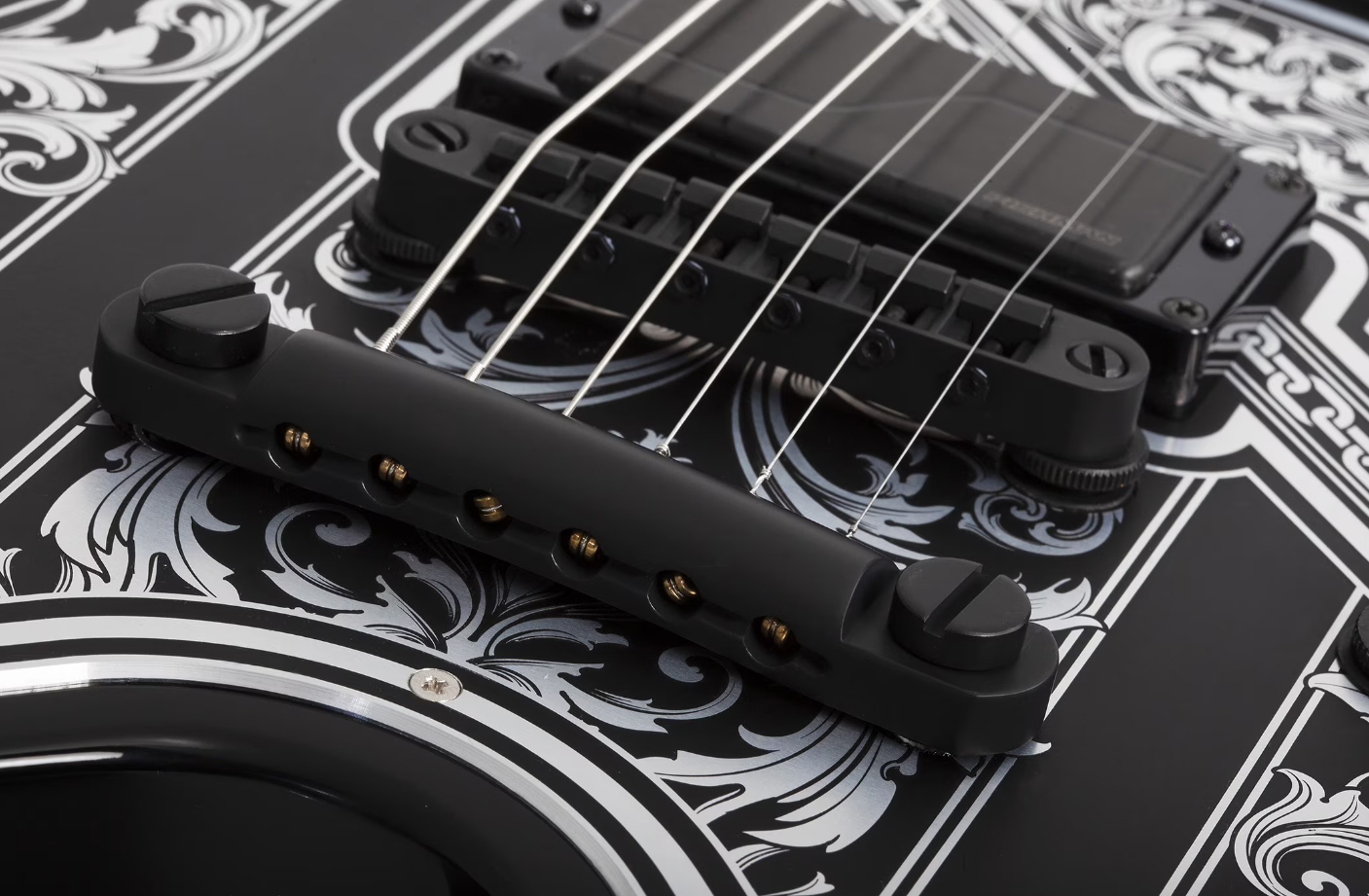 Schecter V1 Pryzm Palladium 2h Fishman Fluence Modern Eb - Gloss Black - Guitare Électrique MÉtal - Variation 2