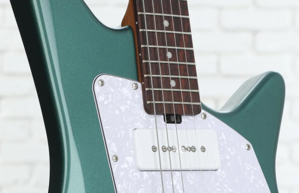 Sterling By Musicman Albert Lee P90 Al40p Signature 2p90 Trem Rw - Sherwood Green - Guitare Électrique Signature - Variation 1