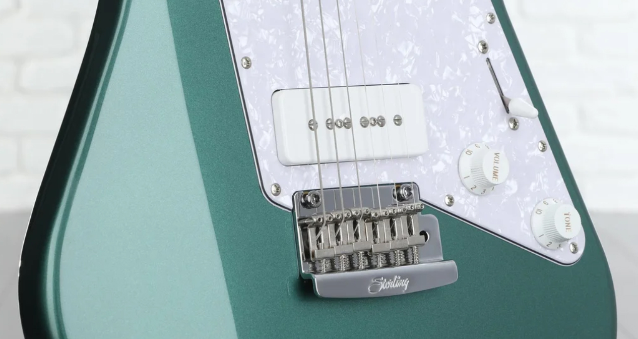 Sterling By Musicman Albert Lee P90 Al40p Signature 2p90 Trem Rw - Sherwood Green - Guitare Électrique Signature - Variation 2