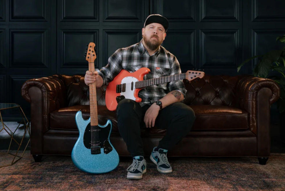 Sterling By Musicman Fluff Signature 2h Ht Mn - Amana Boat Blue - Guitare Électrique Forme Str - Variation 1