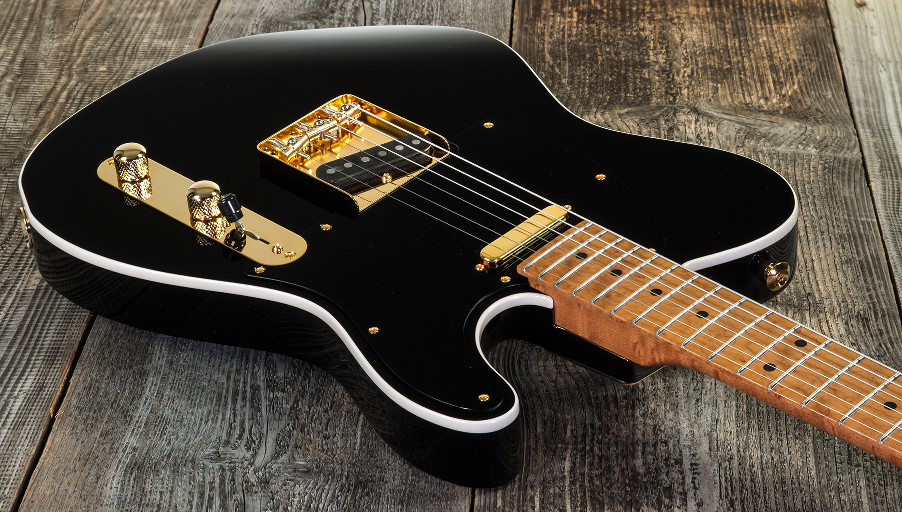 Suhr Mateus Asato Classic 01-sig-0030 Signature 2s  Ht Mn #67809 - Black - Guitare Électrique Forme Tel - Variation 2