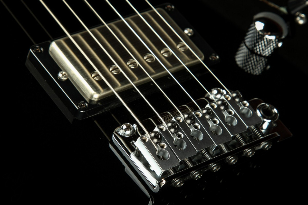 Suhr Pete Thorn Standard 01-sig-0007 Signature 2h Trem Rw - Black - Guitare Électrique Forme Str - Variation 4