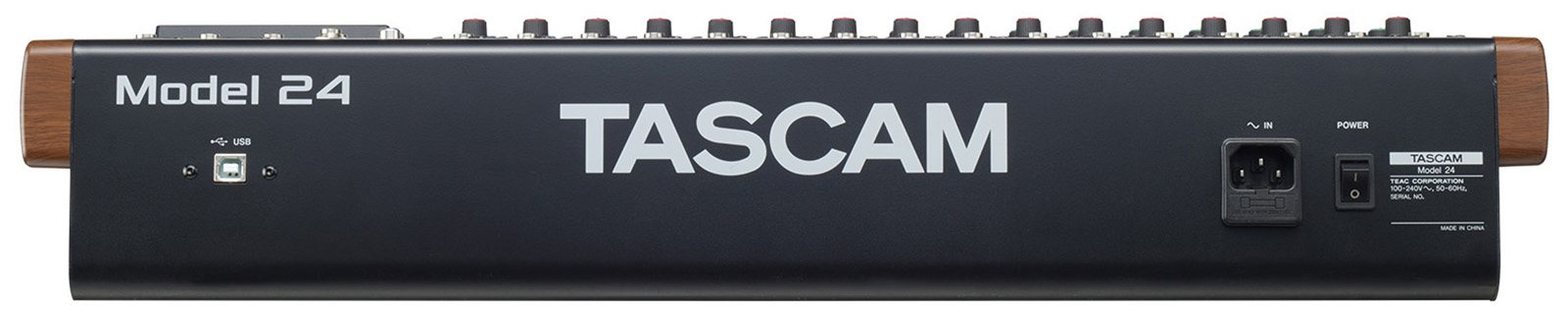 Tascam Model 24 - Table De Mixage Analogique - Variation 2