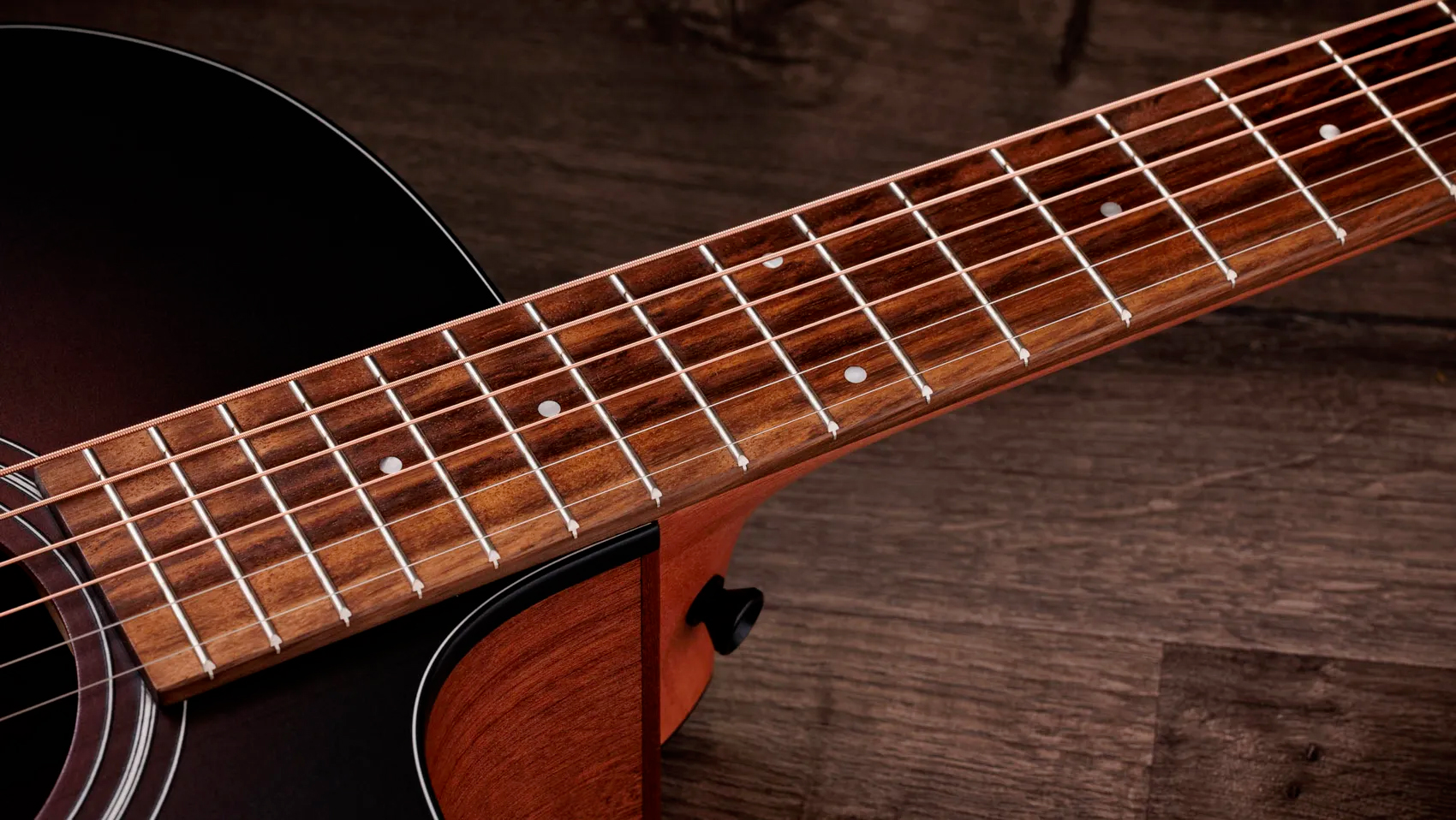 Taylor 114ce Special Edition Grand Auditorium Cw Epicea Sapele Euc Es2 - Dark Tobacco Edgeburst Top - Guitare Folk - Variation 4