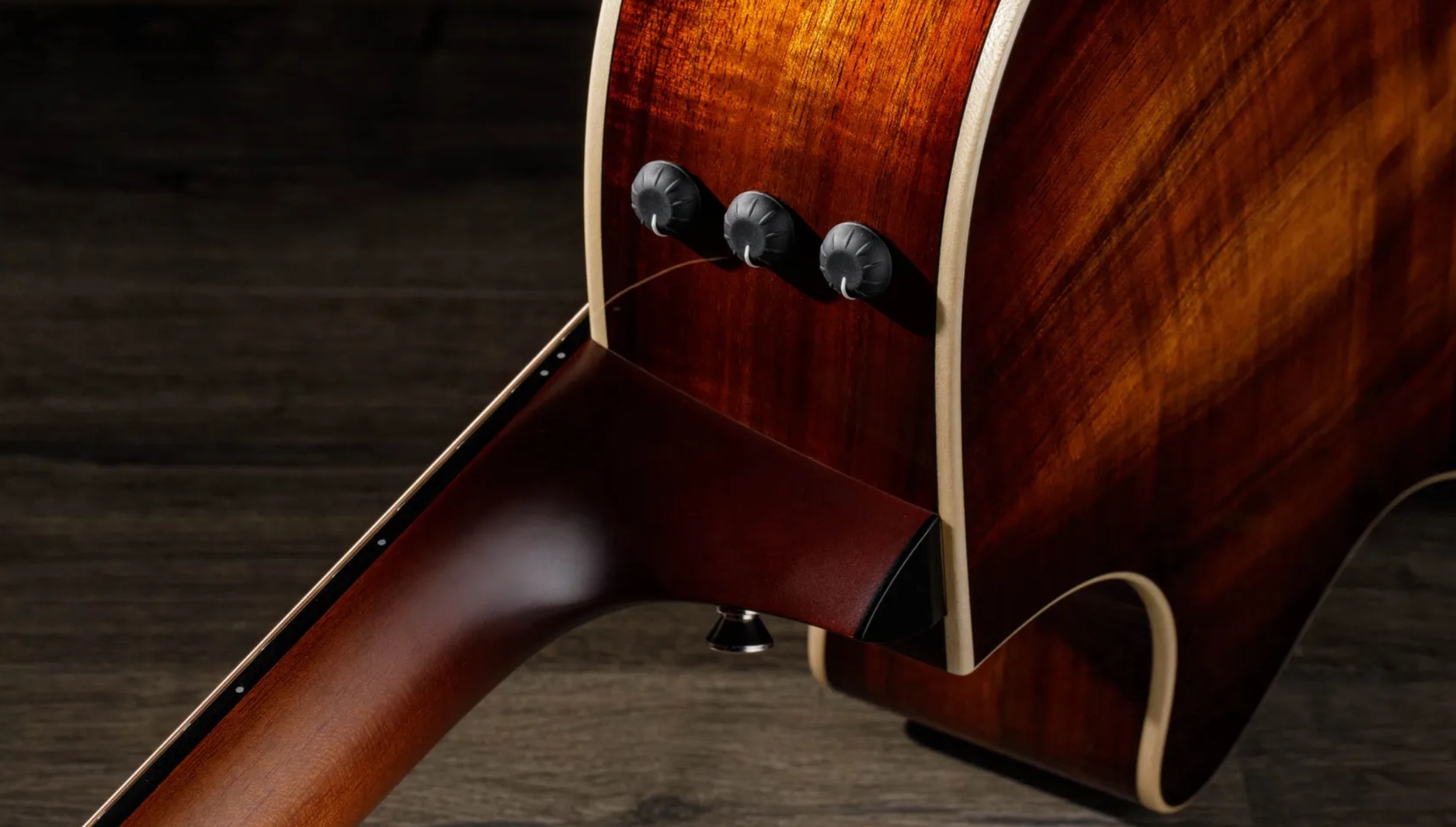Taylor K22ce 12-fret Grand Concert Cw Shsc Tout Koa Eb Es2 - Dark Edgeburst - Guitare Folk - Variation 6