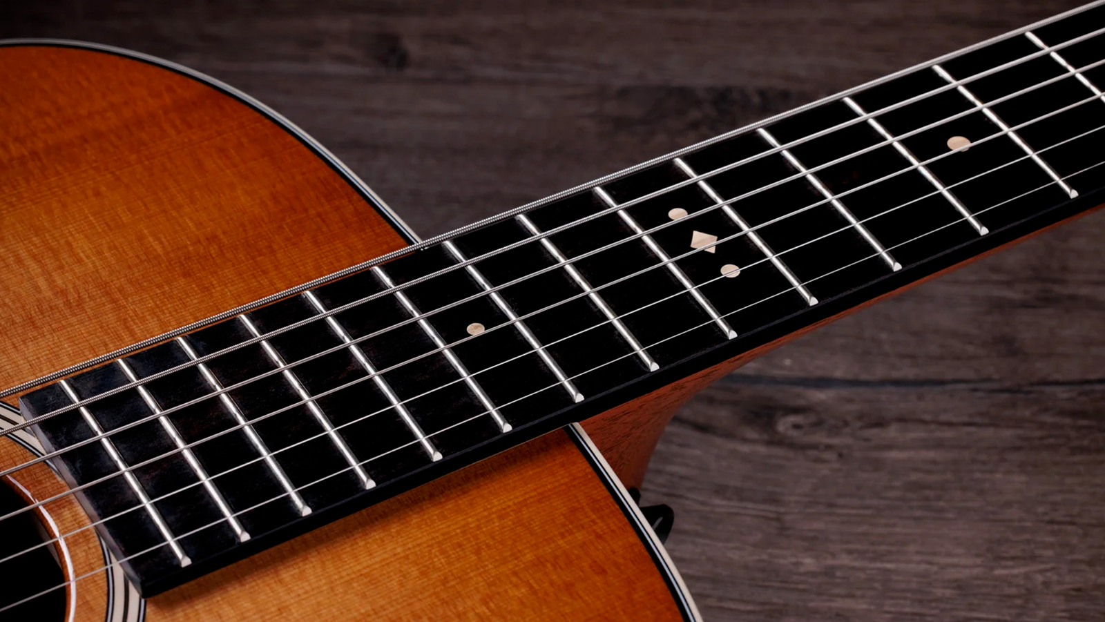 Taylor Trey Hensley 510e Special Ed. Gold Label Dreadnought Epicea Acajou Eb - Antique Blond - Guitare Folk - Variation 3