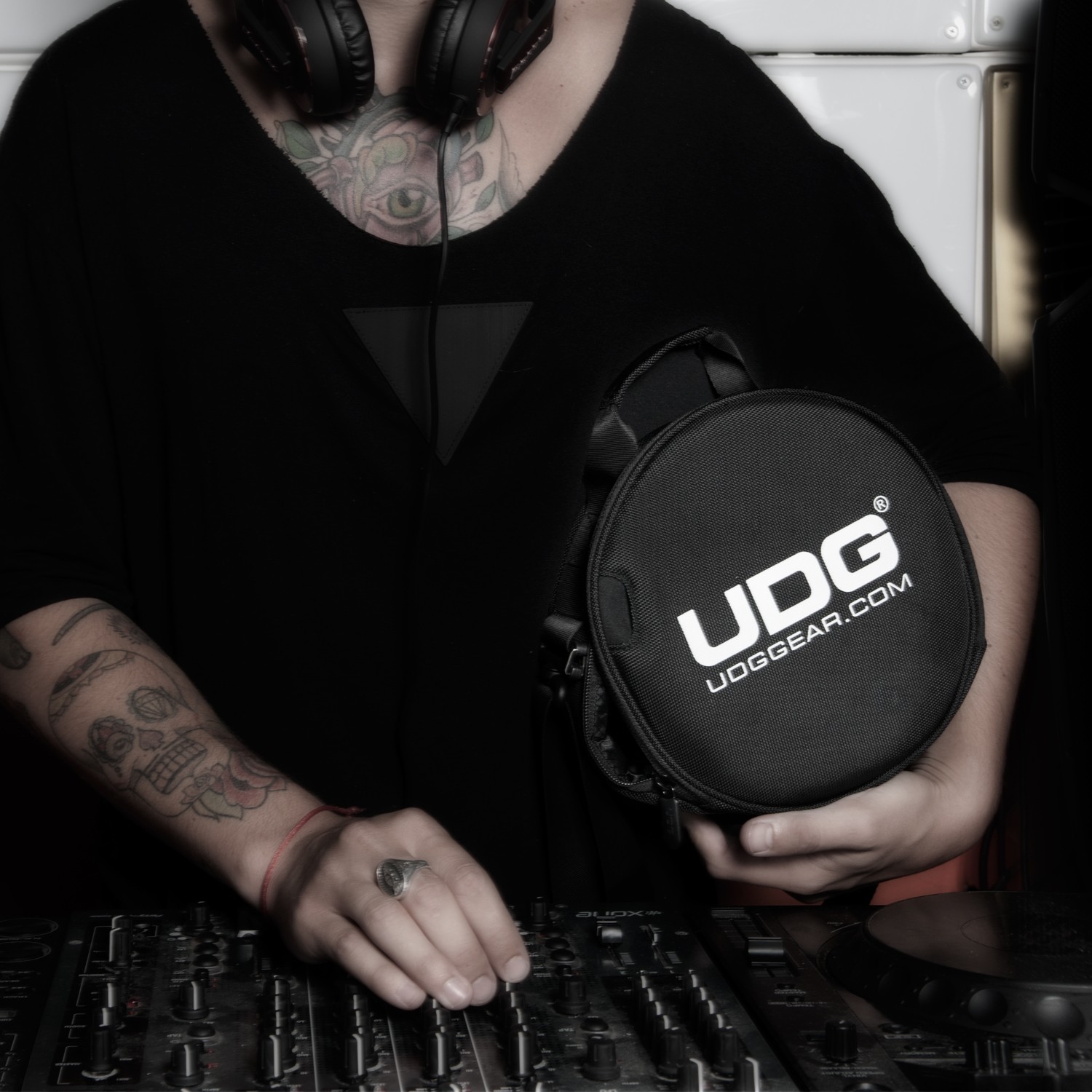 Udg Ultimate Digi Headphone Bag Black - Sac Transport Trolley Dj - Variation 4